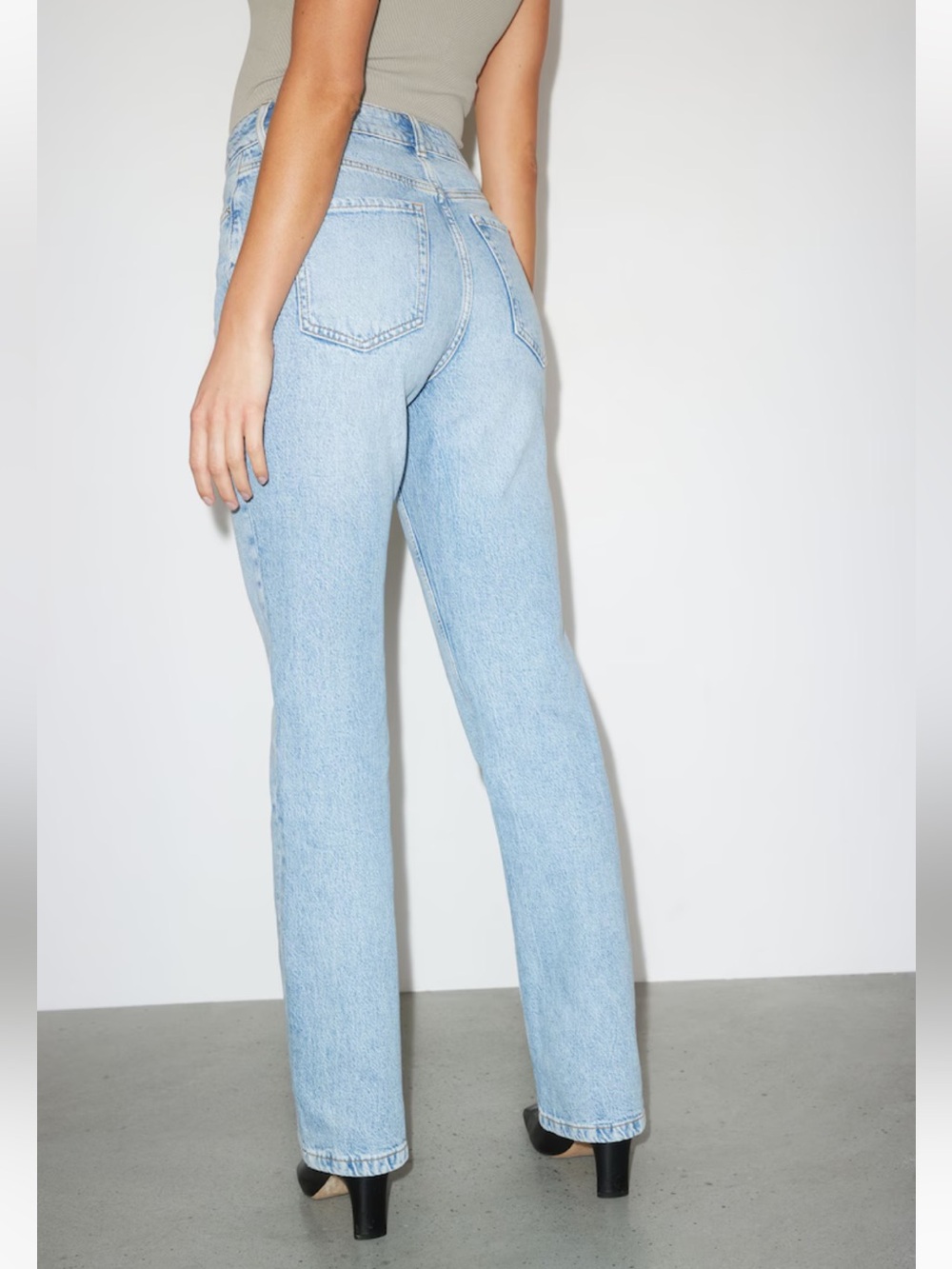 Dynamite Candice Bootcut Light Blue High-Rise Jeans - size 31 - Picture 2 of 7